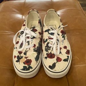 Rose Print Vans size 7.5